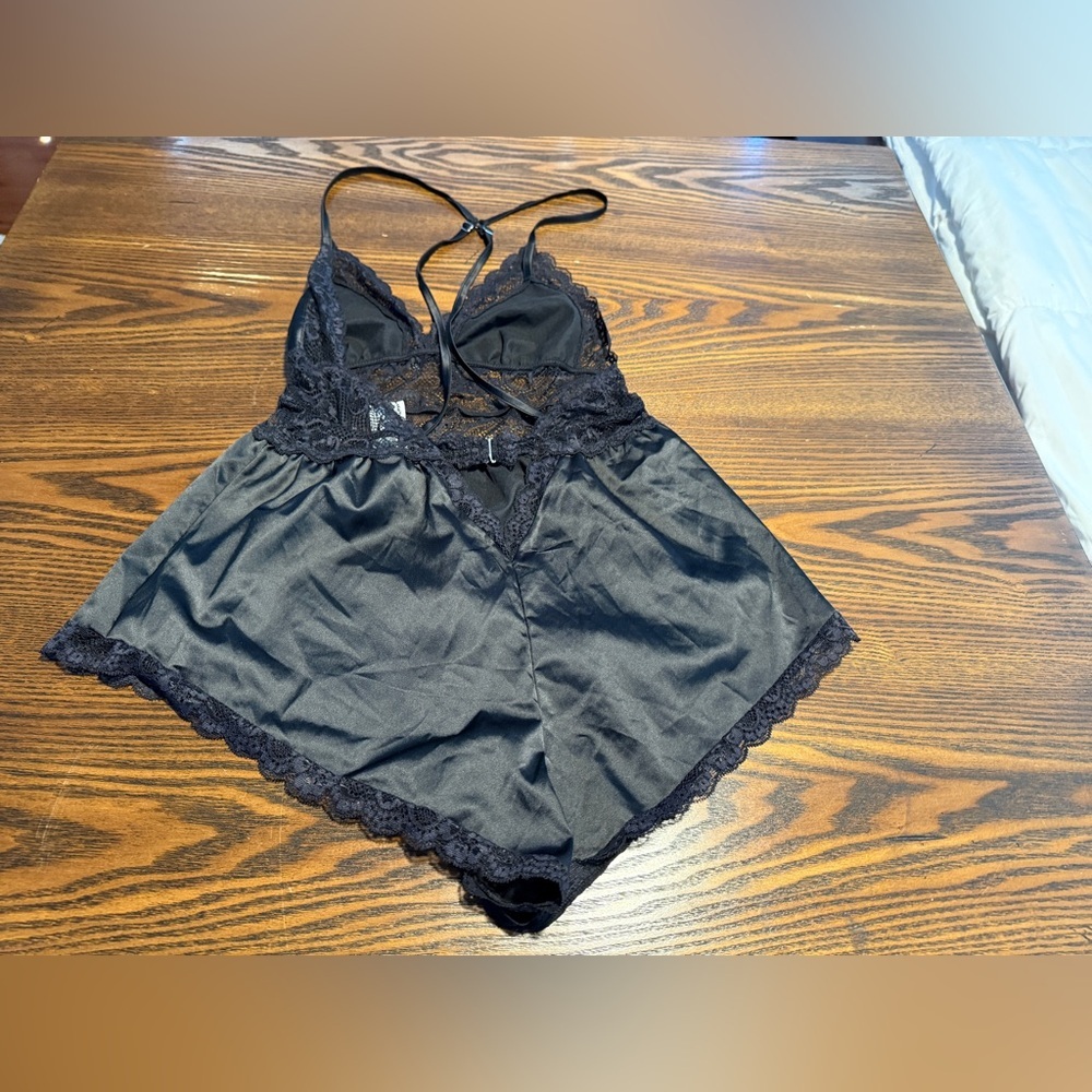 Forever 21 Black Lace Satin Lingerie Romper Teddy Sleepwear Women’s Size Small - Picture 7 of 15
